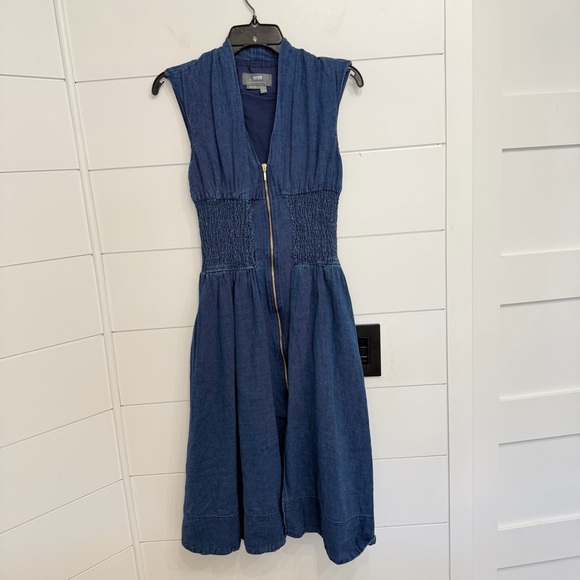 Anthropologie Maeve Cap-Sleeve V-Neck Smocked Midi Dress Size XSP 36221 - Picture 6 of 13